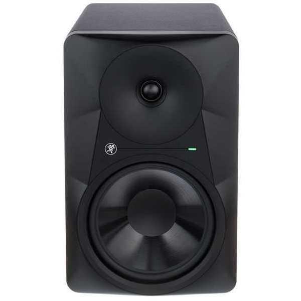 Mackie MR824